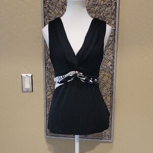 Bebe Black Sleeveless V-Neck Scarf Print Twist Waist Top